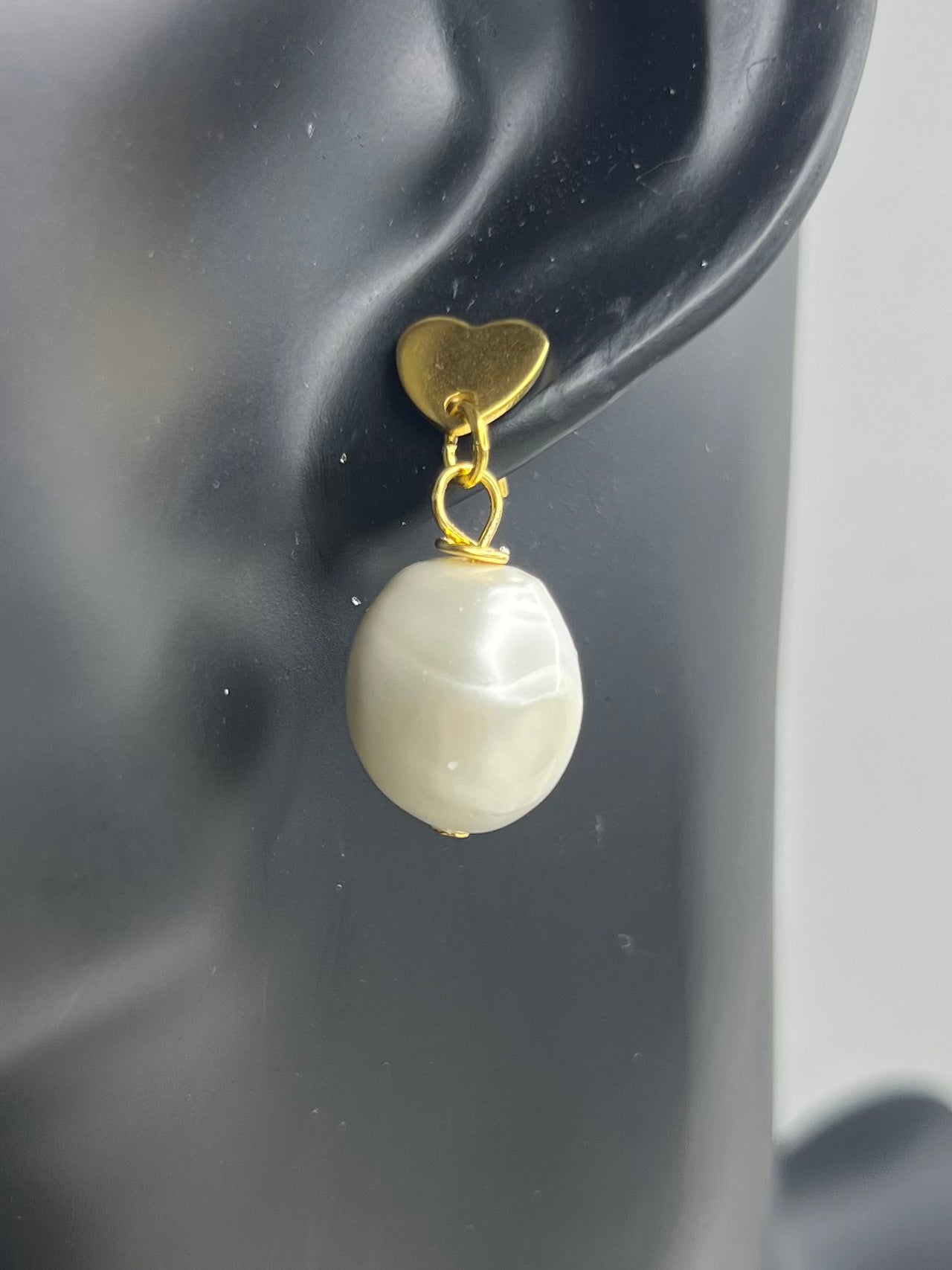 Faux Pearl Earring