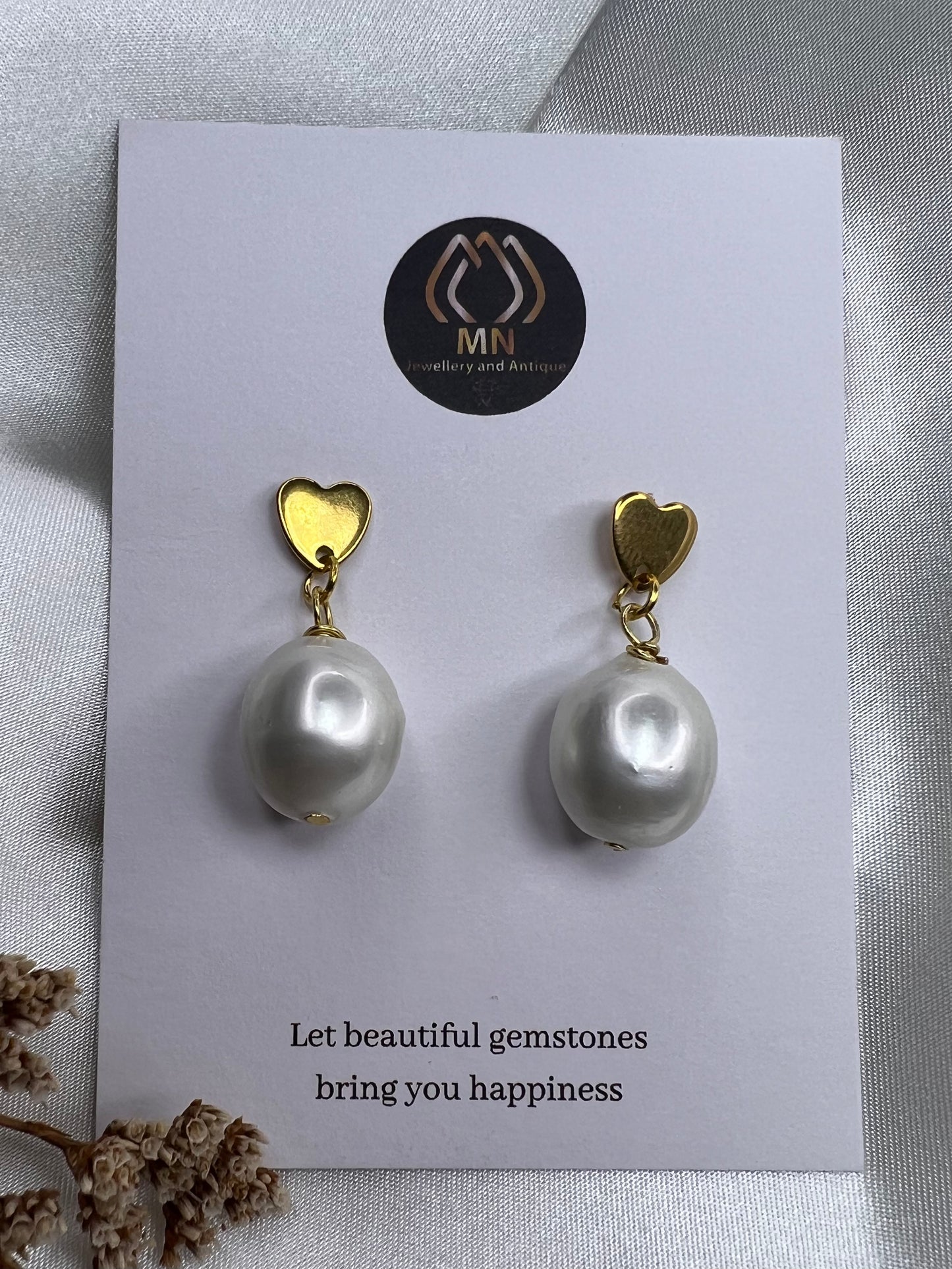 Faux Pearl Earring